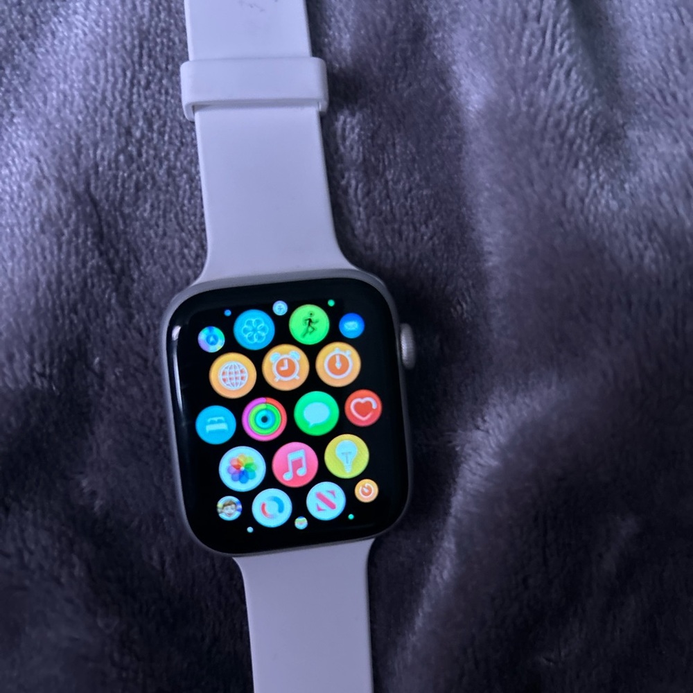 Apple Watch - Picture 4 of 5